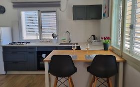 Stylish Quiet And Central